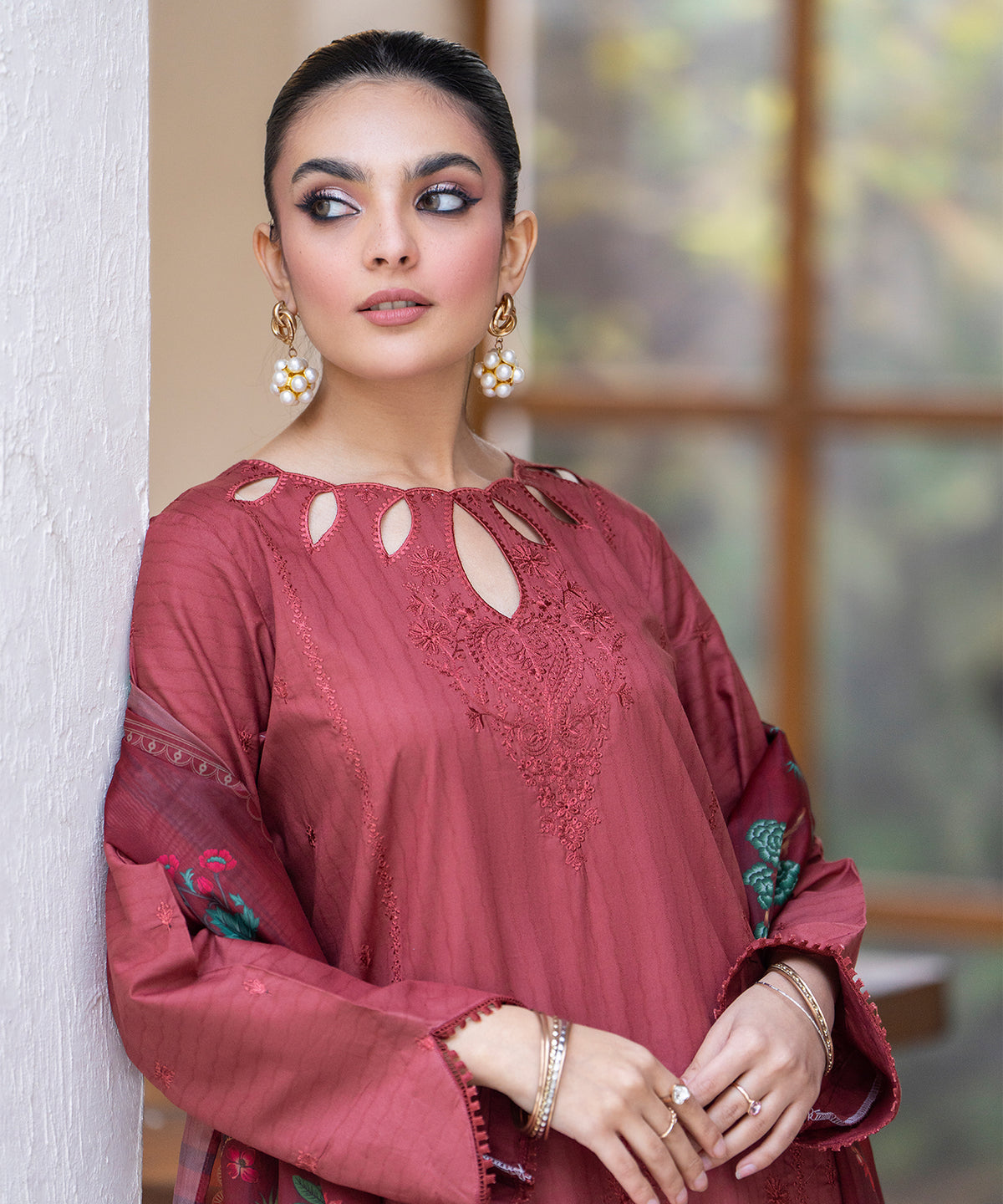 Women Solid Embroidered 3 Piece Suit - ARTY65