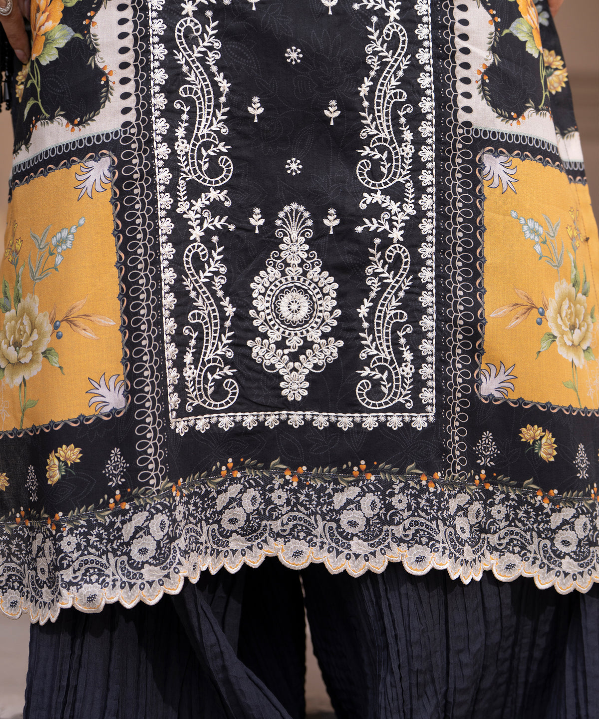 Women Printed Embroidered 3 Piece Suit - CLC644