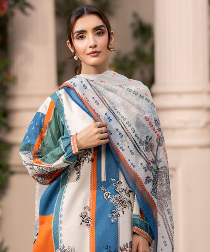 Women Printed Embroidered 3 Piece Suit - CLC648