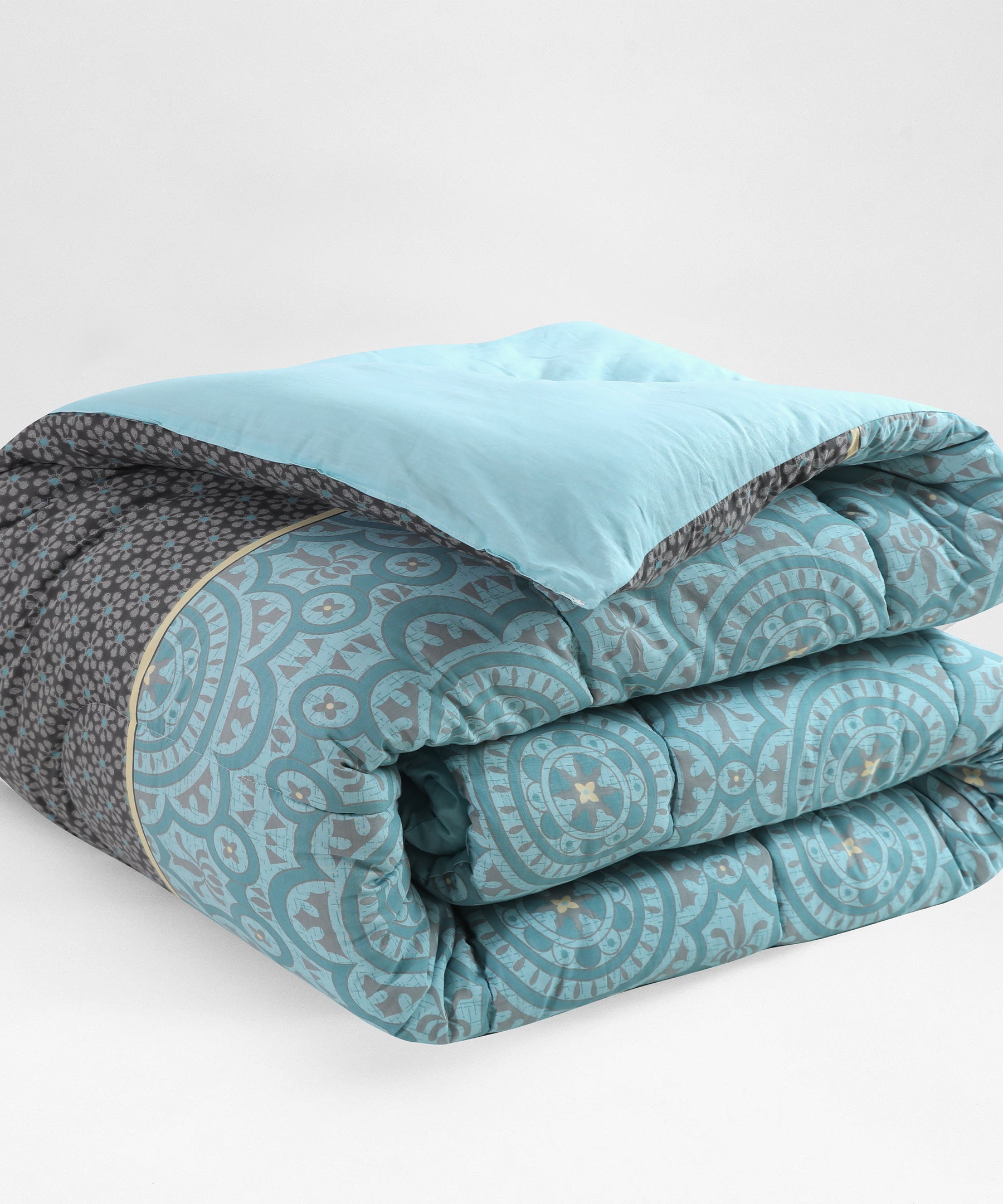 PLATNUM COMORTER SET - 21