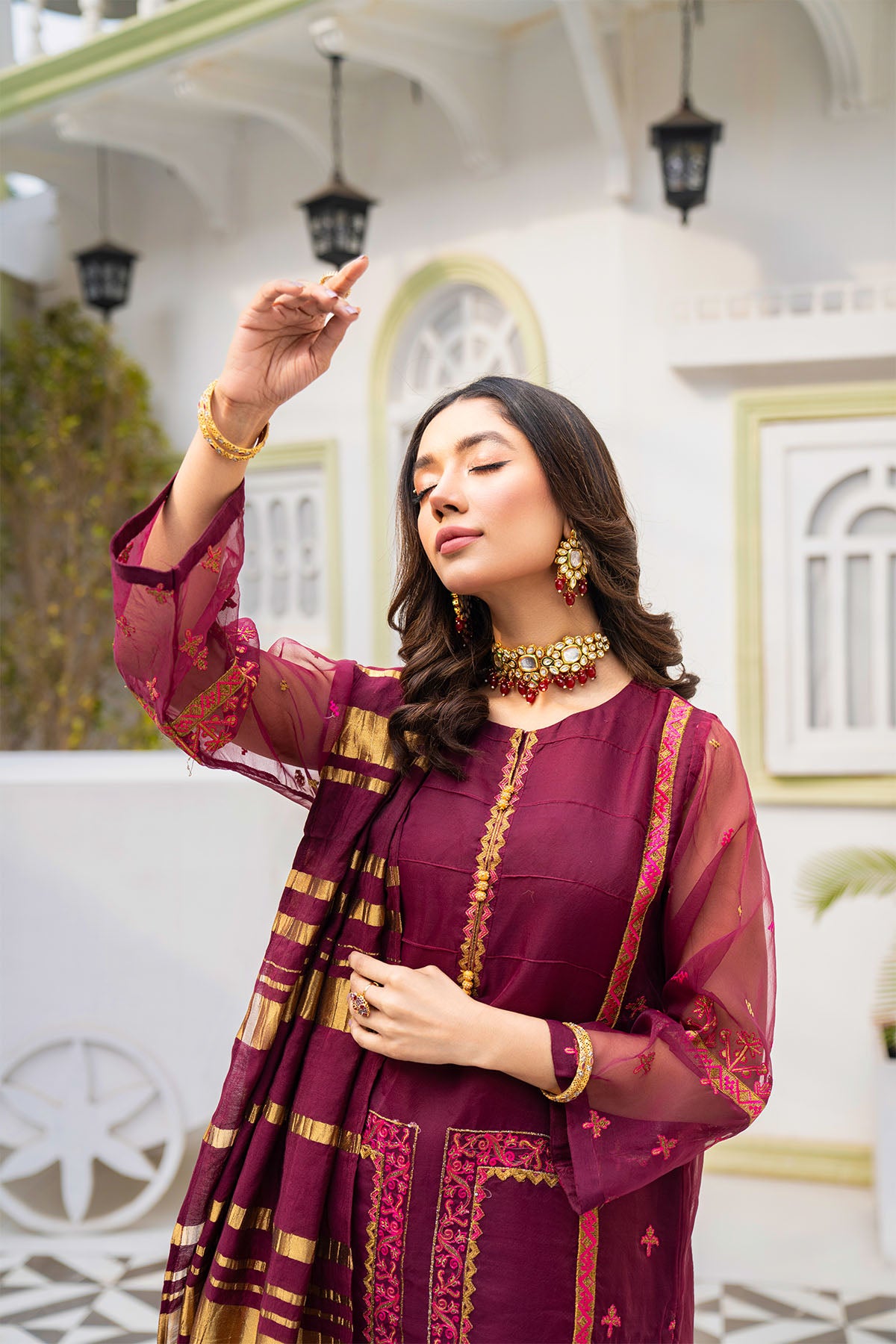 Women Solid Embroidered 3 Piece Suit - LDS852