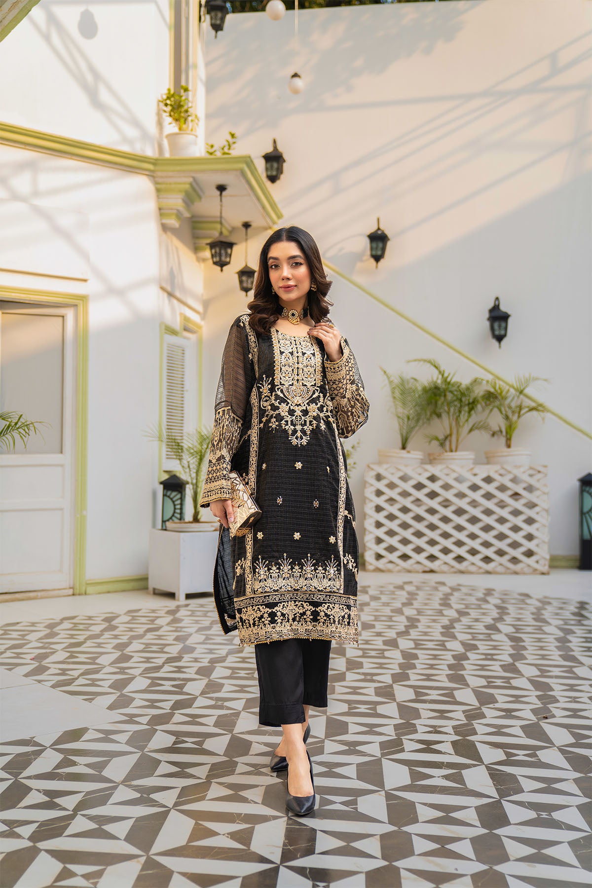 Women Solid Embroidered Shirt - LDS845