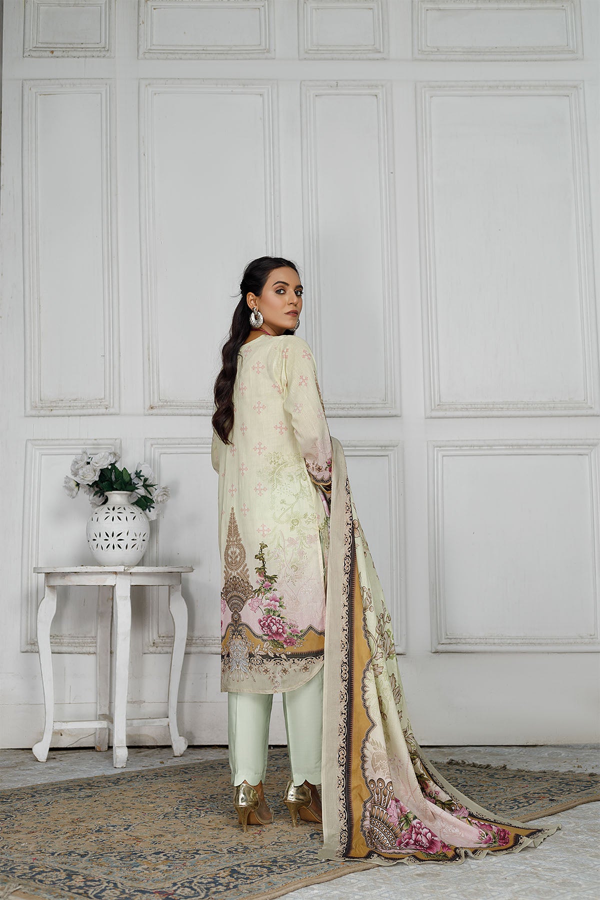 3PC CAPITAL LAWN-14