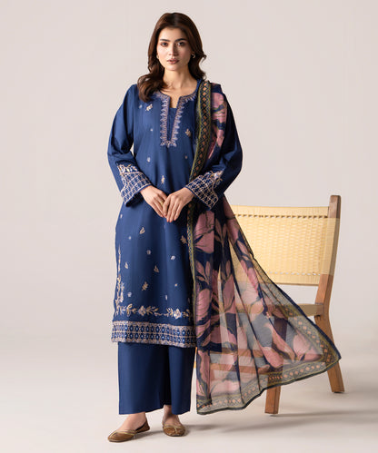 Women Solid Embroidered 3 Piece Suit - LDS1357