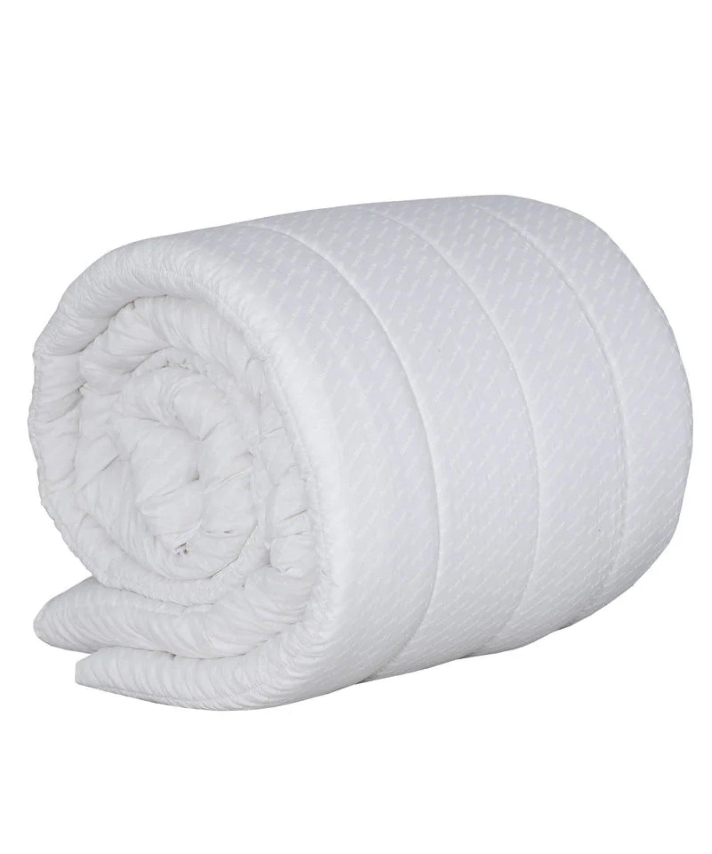 Winter Off White Filled Quilt