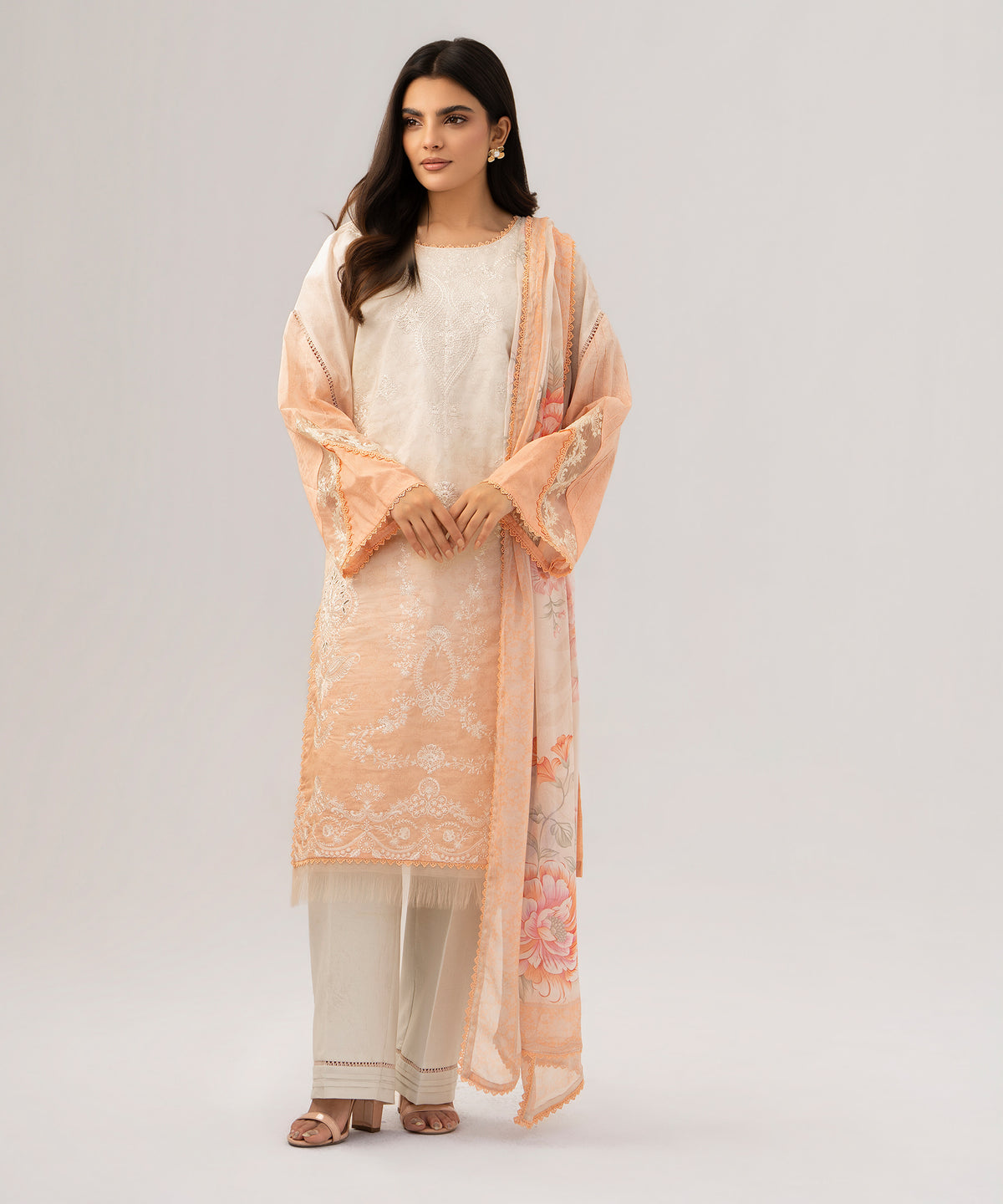 Women Printed Embroidered 3 Piece Suit - QUN076