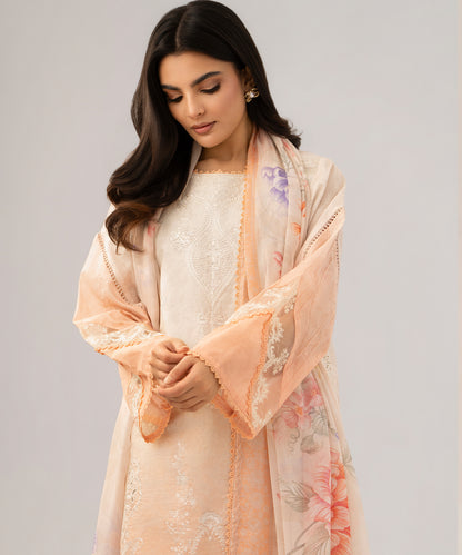 Women Printed Embroidered 3 Piece Suit - QUN076