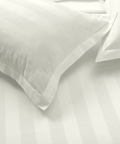 Regency Duvet Cover Set 26 - (Hotel Collection)