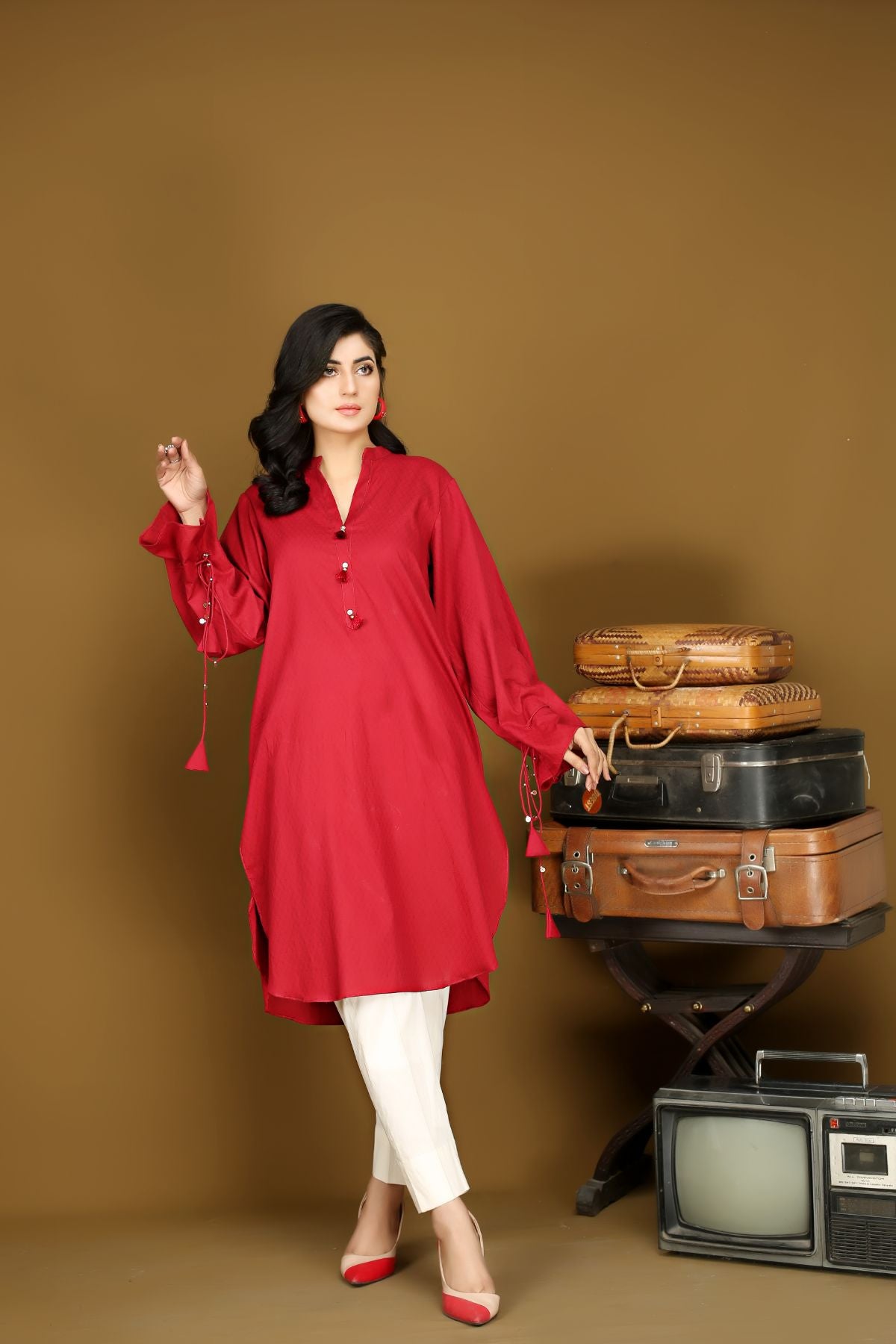 Embellished Solid Kurta - LDS 501