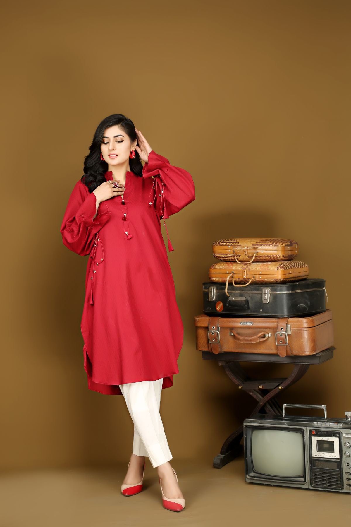 Embellished Solid Kurta - LDS 501