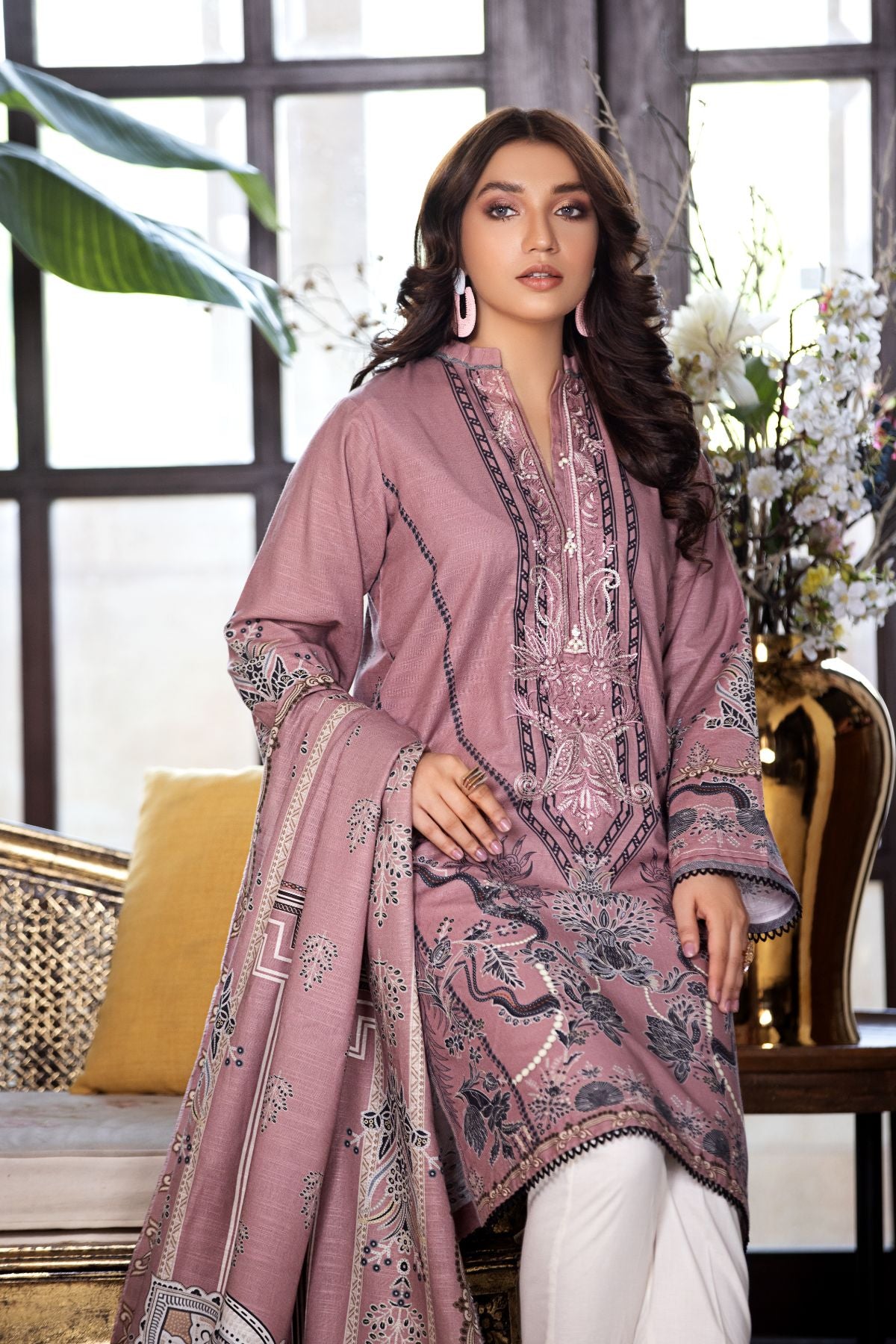 2PC Embroidered Khaddar Suit - LDS 725